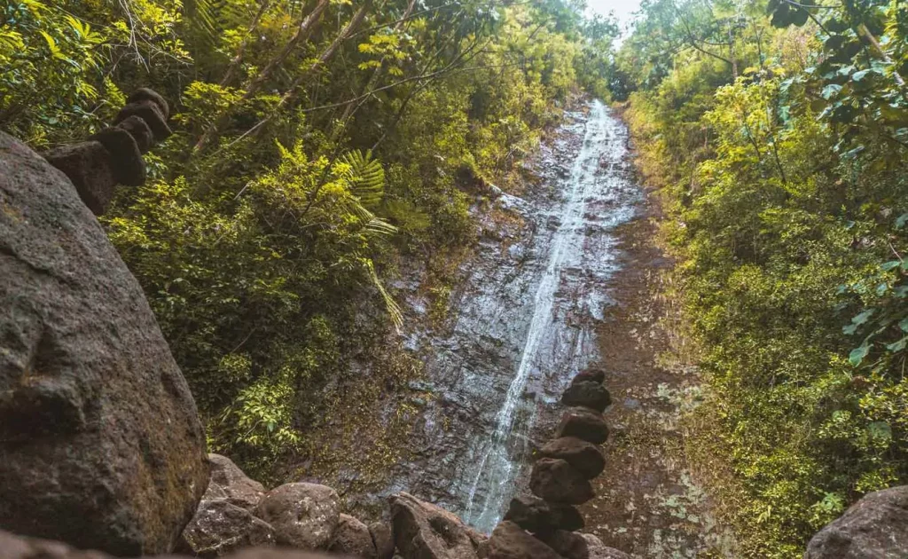 waterfall hawaii oahu