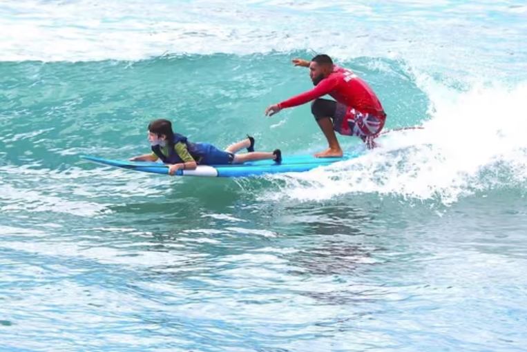 surfing tandem hawaii oahu ocean wave