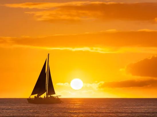 sunset sail boat hawaii oahu