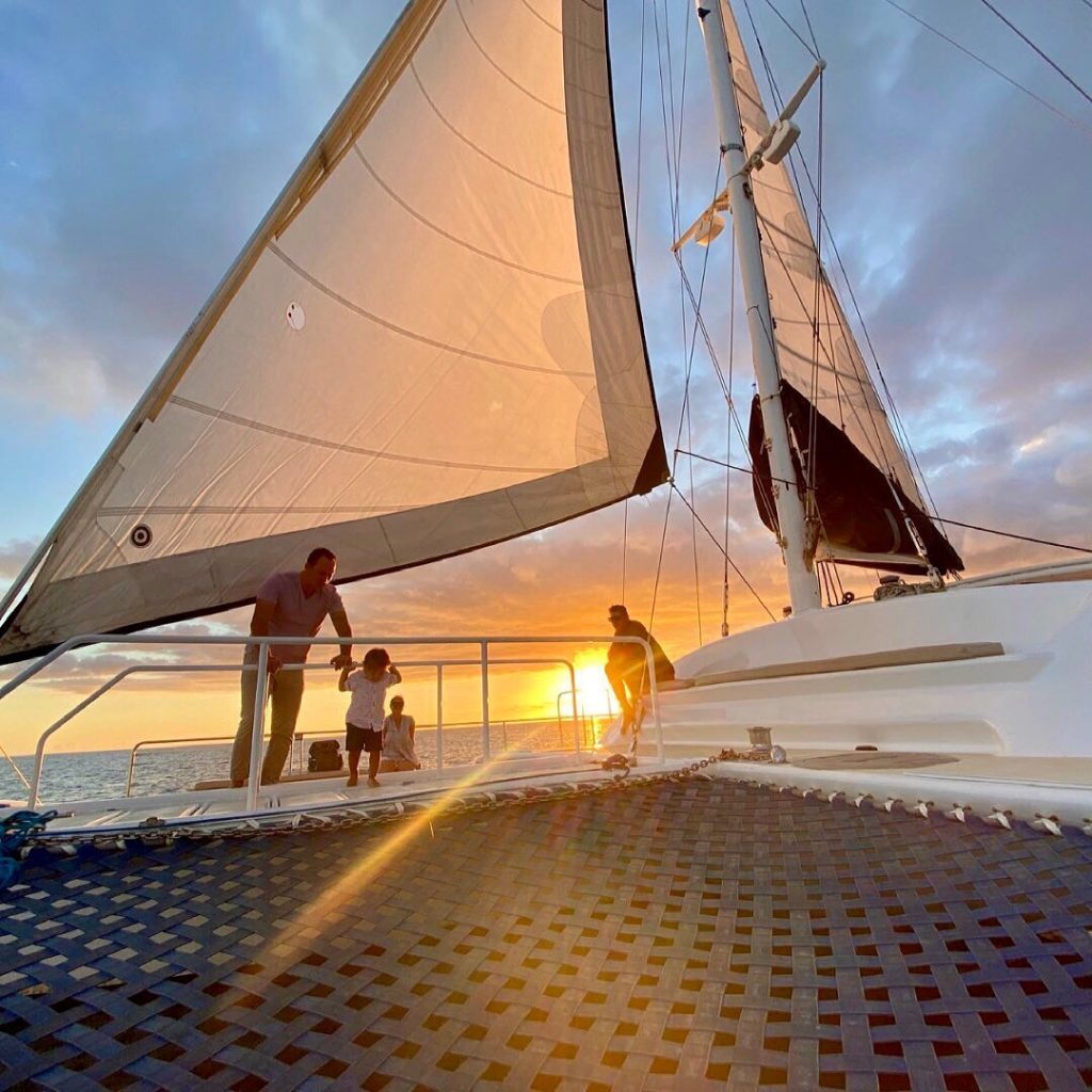 moana catamaran oahu hawaii sunset
