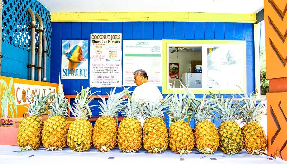 oahu hawaii dole pineapple shave ice stand